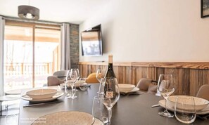 Dining - Apartment in Bonneval Near Ski Slopes (Bonneval-sur-Arc)