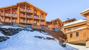 Exterior - Apartment in Val Thorens With Spa & Pool (Les Belleville)
