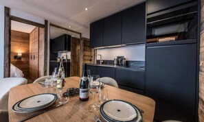 Dining - Apartment in Courchevel With Ski-in Access (Courchevel)