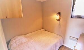 Room - Apartment in Les Carrets Near Ski Lifts (Hauteluce)