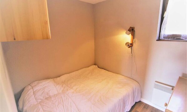 Room - Apartment in Les Carrets Near Ski Lifts (Hauteluce)