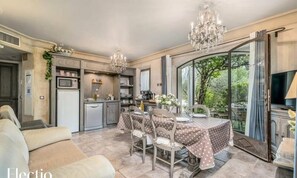 Interior - Apartments for 4 People (Oppede)