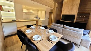 Unclassified image, 2 of 3, button - Elegance and Comfort in the Heart of the Village (Les Gets)