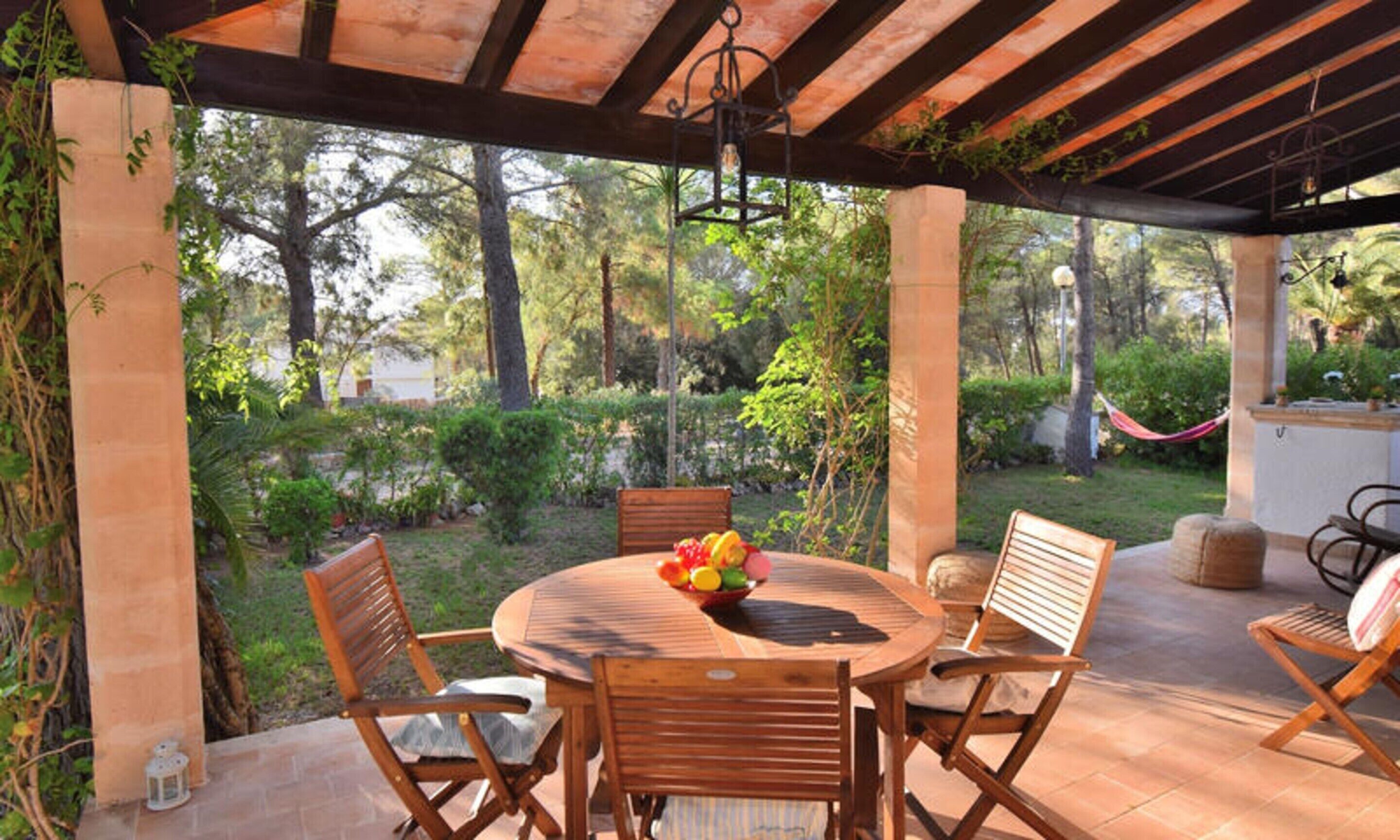 Tempat makan outdoor