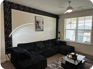 Televisión, chimenea