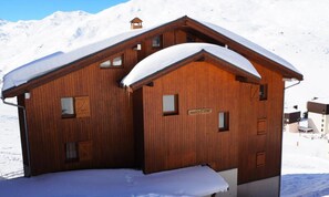 Exterior - Spacious Apartment Ski-in/ski-out Access Balcony (Les Belleville)