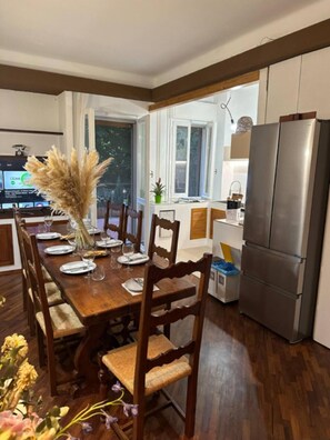 تناول الطعام