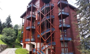 Exterior - 2-room Duplex Apartment for 5 People, Close to the Slopes in the Village of Charmettoger in Arc 1800 (Bourg-Saint-Maurice)
