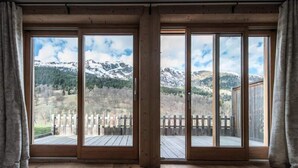 Interior - Chalet in Meribel With Spa and Ski Access (Les Allues)