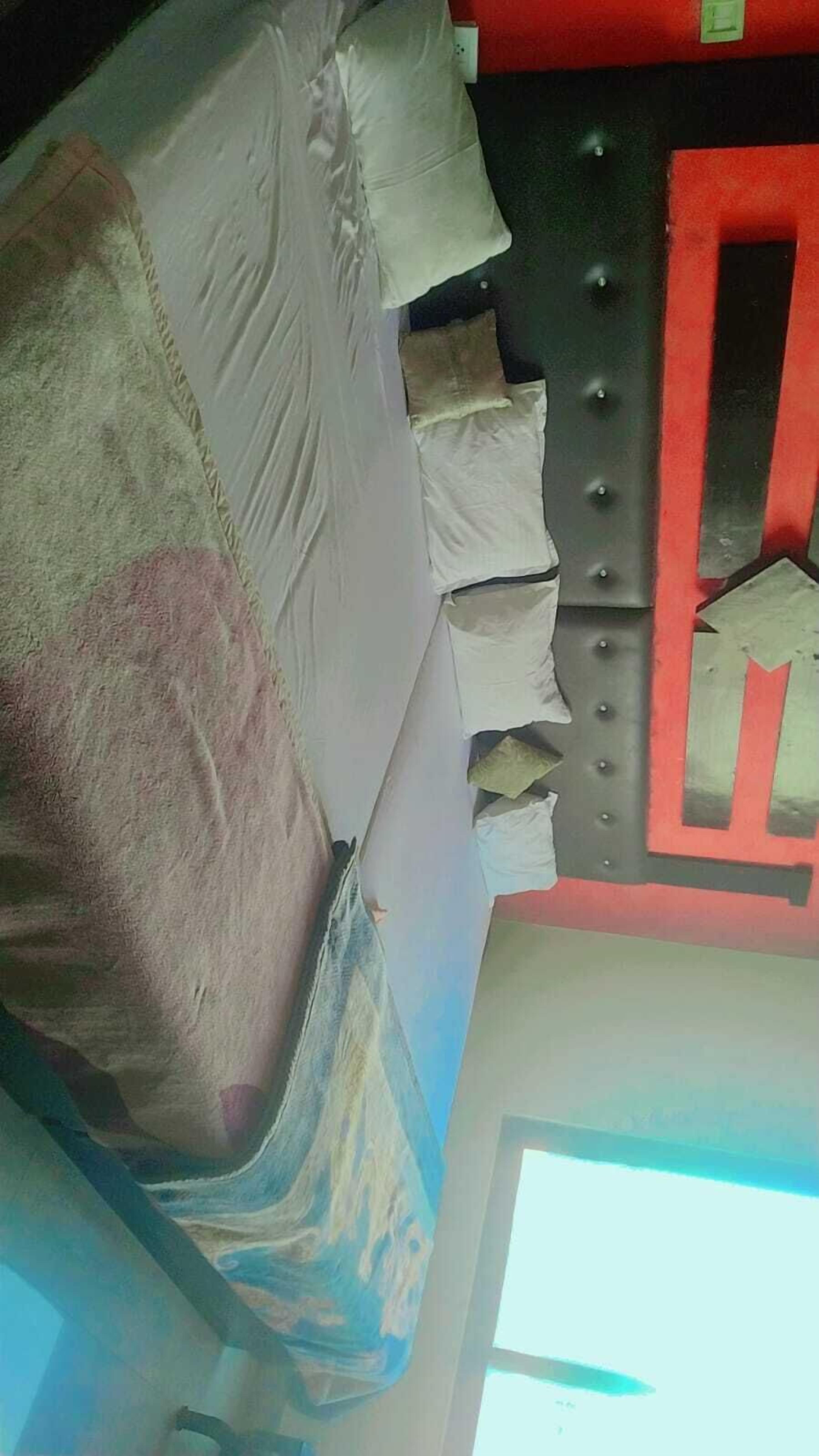 Habitación cuádruple | Camas supletorias, wifi gratis, ropa de cama