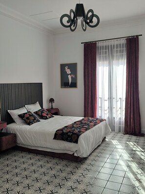 خدمة الإنترنت وملاءات أسرّة