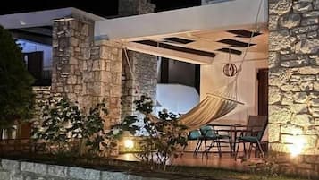 Apartemen Keluarga, patio, pemandangan laut | Teras/patio