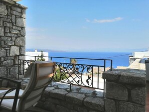 Terrace/patio - Malvazios Villas (East Mani)