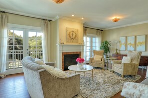 Smart TV, fireplace, offices, printers