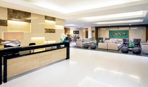 Lobby - Manila Bay Penthouse with Sunset View (Pasay City)