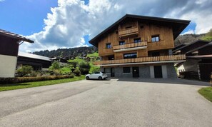 Exterior - Apartment Near Mont Chery Ski Slopes (Les Gets)