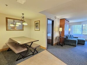 Interior - 1 Bedroom Condo, Perfect Location #425 with Pool and Hot Tub (Crested Butte)