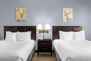 Iron/ironing board, WiFi, bed sheets, wheelchair access - Chic Studio Near Disney & Universal Studios (Orlando)