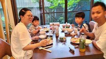 House, 1 Bedroom, Non Smoking, Kitchen | Desk, laptop workspace, free WiFi, bed sheets