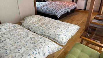 Talo, 1 makuuhuone, tupakointi kielletty, keittiö | Työpöytä, kannettavalle tietokoneelle sopiva työtila, ilmainen Wi-Fi