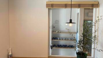 Talo, 1 makuuhuone, tupakointi kielletty, keittiö | Työpöytä, kannettavalle tietokoneelle sopiva työtila, ilmainen Wi-Fi