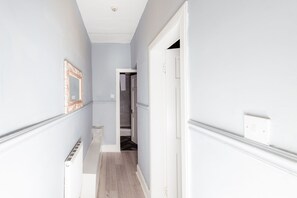 Interior - Central Edinburgh apartment near the beautiful meadows (Edinburgh)