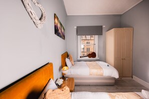 2 bedrooms, Internet, bed sheets - Central Edinburgh apartment near the beautiful meadows (Edinburgh)