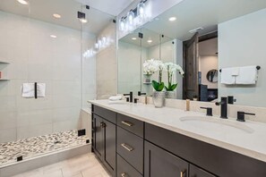 Shower, hair dryer - Blackstone Majesty | Luxury & Ski Vibes (Park City)
