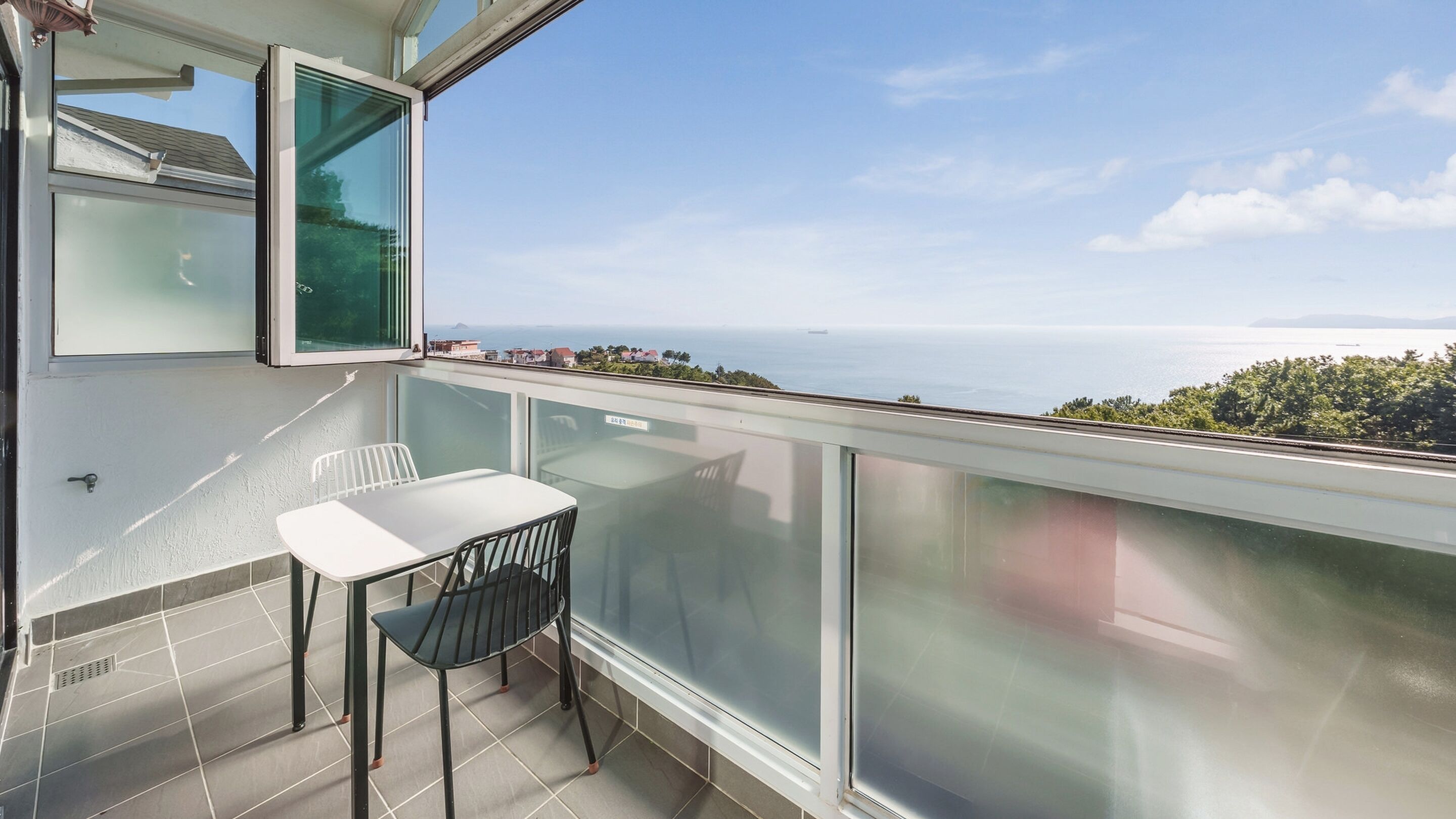 Basic Room, 1 Bedroom (A203 (Spa/BBQ/Ocean View/pet)) | 1 bedroom, free WiFi