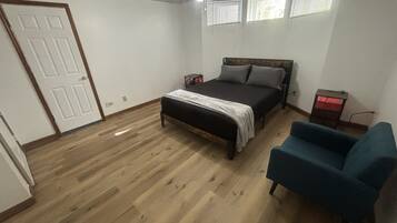 1 chambre, fer et planche Ă repasser, Wi-Fi, draps fournis