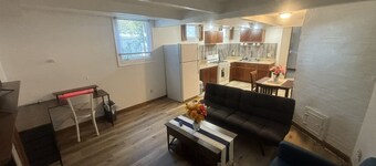 Charming lower-level suite close to ISU & downtown