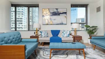 Een televisie en een kantoor