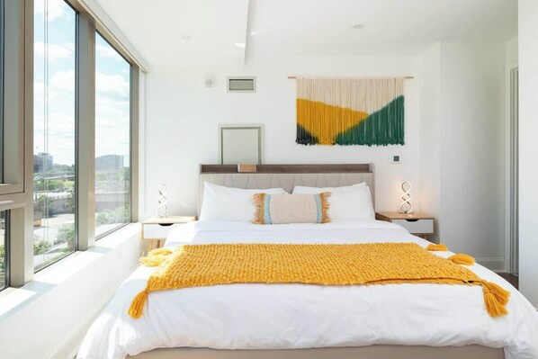 2 多间卧室、熨斗/熨衣板、旅行婴儿床、WiFi