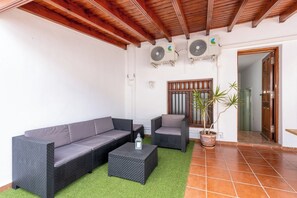 Interior - Home2Book Family House with Terrace in Las Maretas (Arico)