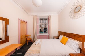 4 bedrooms, internet, bed sheets - Family friendly apartment in central Edinburgh (Edinburgh)
