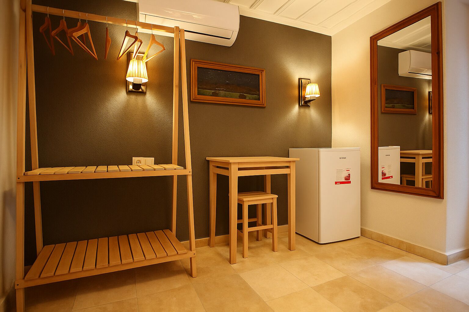 Standard Room | Free WiFi, bed sheets