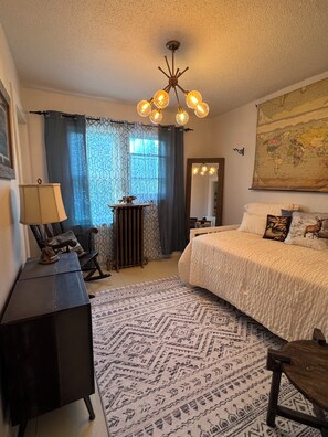 4 bedrooms, iron/ironing board, free WiFi, bed sheets - 4 Season Lake House Retreat with Lake Access and All the Amenities You Need  (Ortonville)