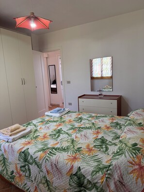 2 camere, ferro/asse da stiro, Wi-Fi, lenzuola