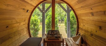 Tower on the Tuck: Entire home on the Tuckaseegee River near WCU -Riverfront