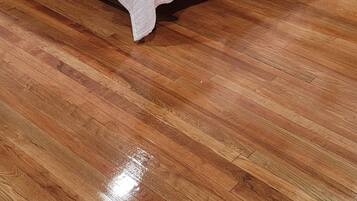 4 bedrooms, WiFi, bed sheets