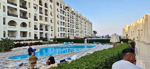 Gravity Hotel 5* apartment in resort