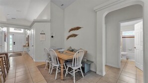 Dining - Spacious 4-bdrm house close to Disney in Davenport,FL- 8PPL- Private Pool (Davenport)