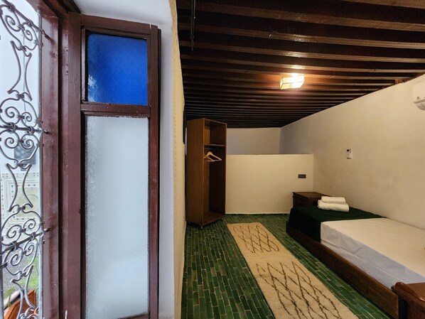 Comfort Single Room, Patio | Free WiFi