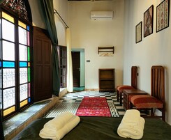 Chambre Double Élite, patio (Bab Rcif Suite with Private Bathroom) | Wi-Fi gratuit, draps fournis