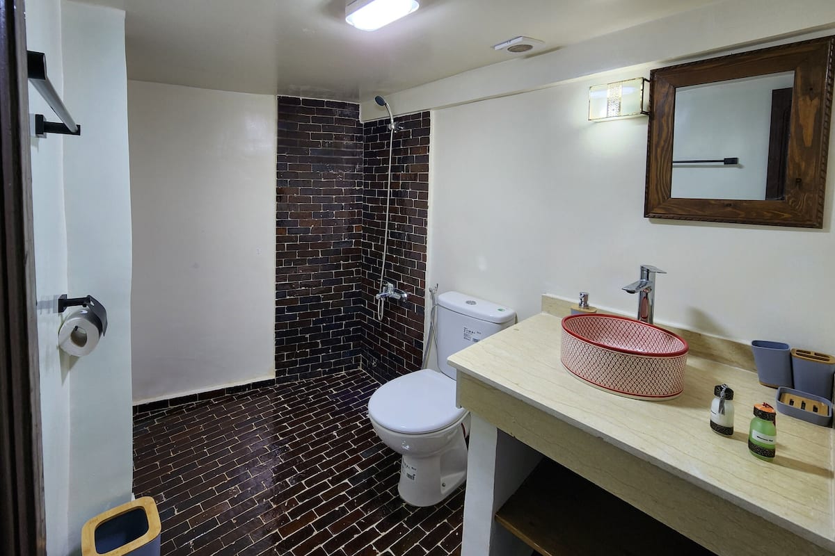 Comfort Double Room, Patio | Bathroom