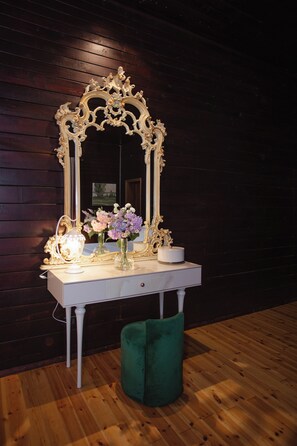 經典雙人房, 花園景 | 遮光窗簾/窗簾、熨斗/熨衫板、免費 Wi-Fi