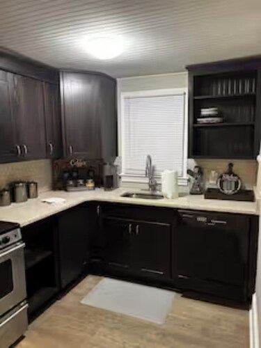 Pickle in the Park - 1 Bedroom Studio Apartment