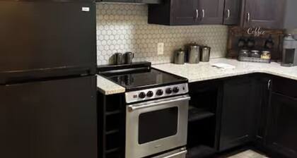 Pickle in the Park - 1 Bedroom Studio Apartment