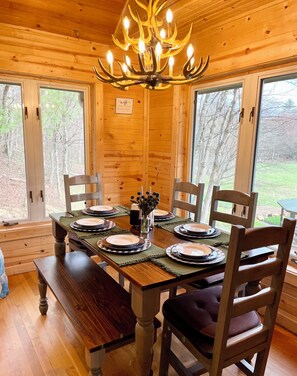 Dining - Blue Ridge Mtn Estate 5 BR 5 Bath, Arcade, Creek Blairsville 12 Acres Near Lake (Blairsville)