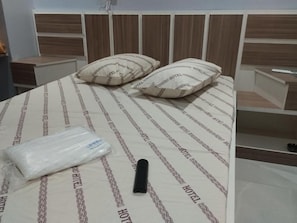 Iron/ironing board, free WiFi - Hotel Progresso de Itaquera (São Paulo)